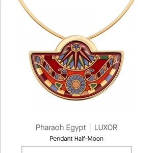 Half moon Pendant from FreyWille